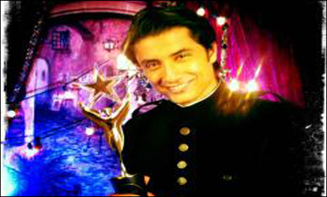 Ali Zafar achieves Bollywood Award 